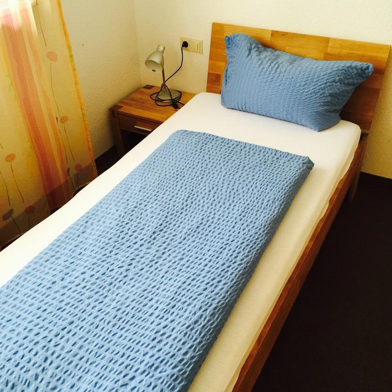 Hotel-Zahringerstube Neuenburg am Rhein Chambre photo