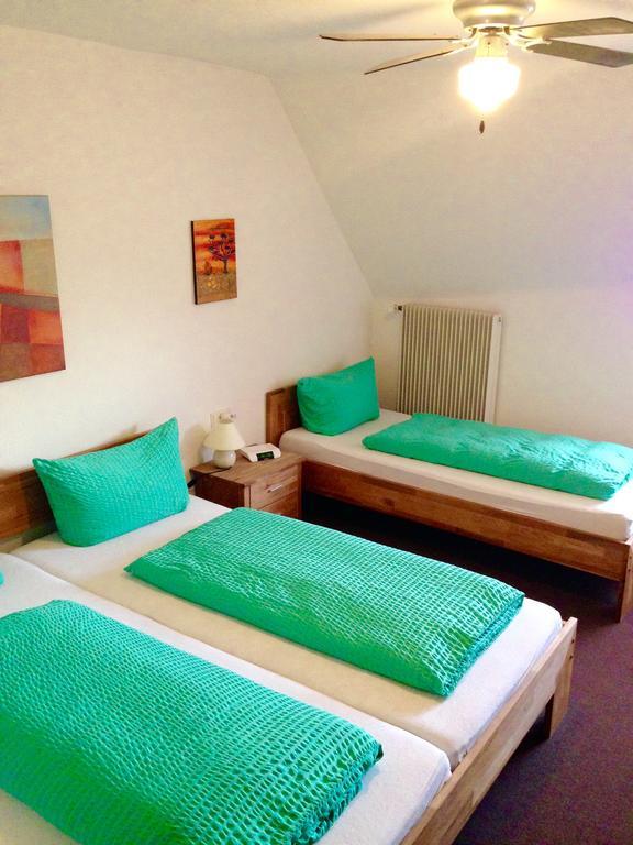 Hotel-Zahringerstube Neuenburg am Rhein Chambre photo