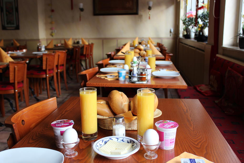 Hotel-Zahringerstube Neuenburg am Rhein Extérieur photo